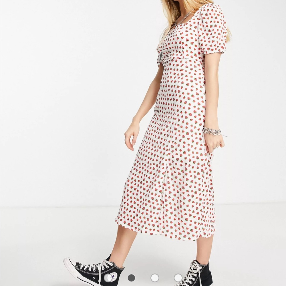 Strawberry print dress - Large